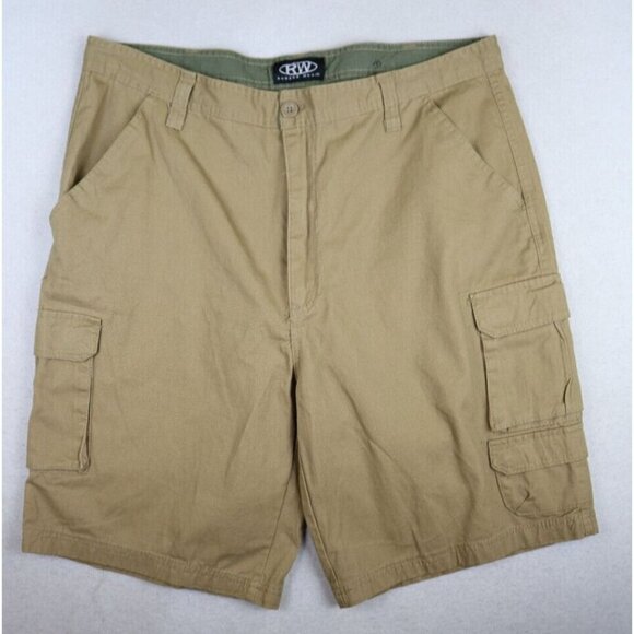RUGGED WEAR - MEN'S KHAKI CARGO SHORTS - SIZE 40 - 10" INSEAM - Picture 2 of 9